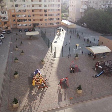 Своя Однокомнатная Квартира โอเดสซา ภายนอก รูปภาพ